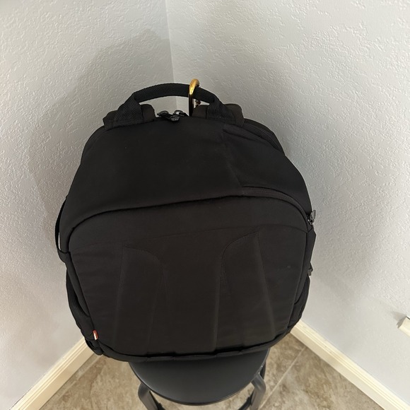 Manfrotto MB SB390-5BB Veloce V Backpack Black Bag. Color: Black Camera DSL - Picture 3 of 16